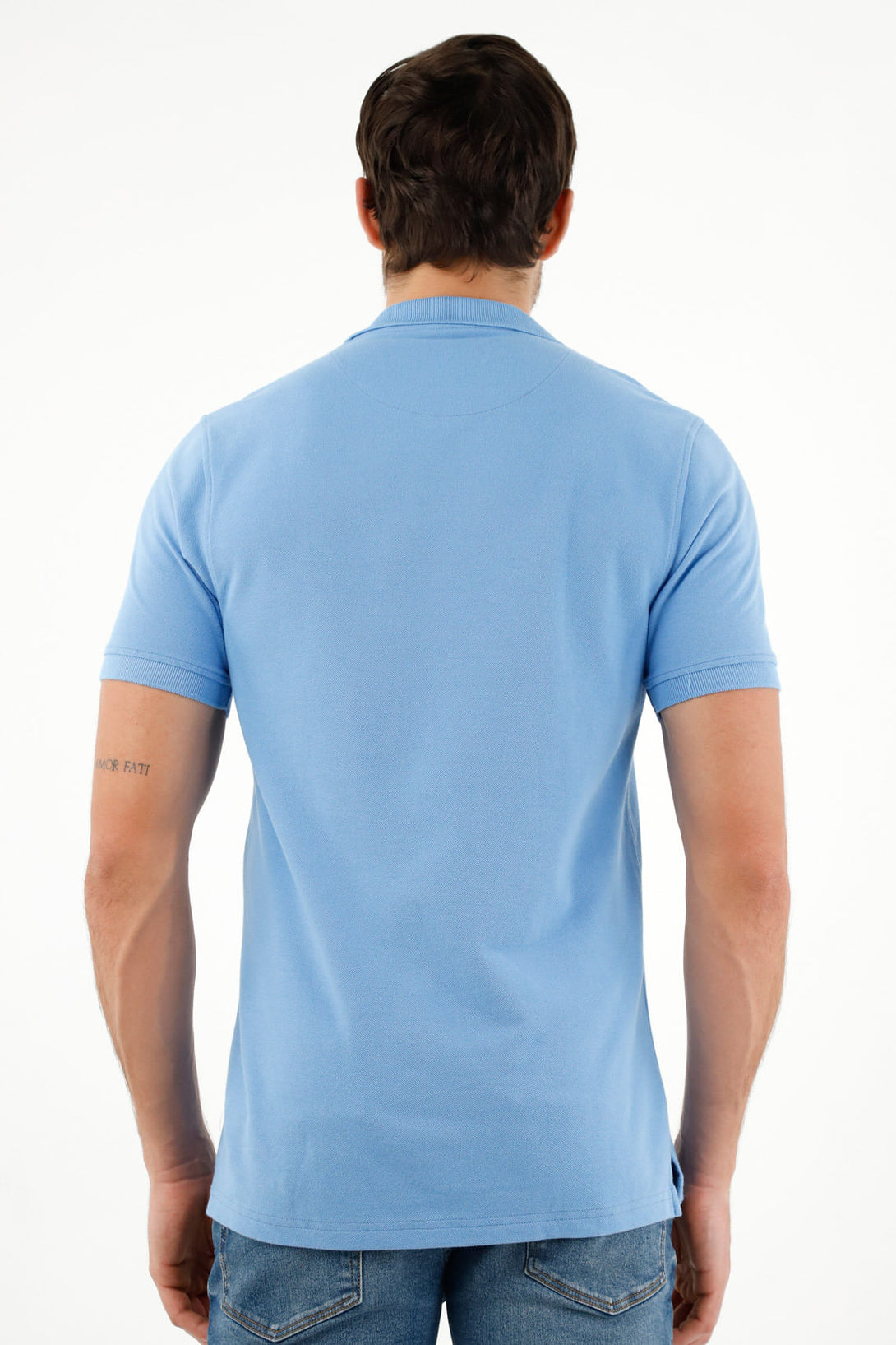 Polo azul con raqueta multicolor para hombre