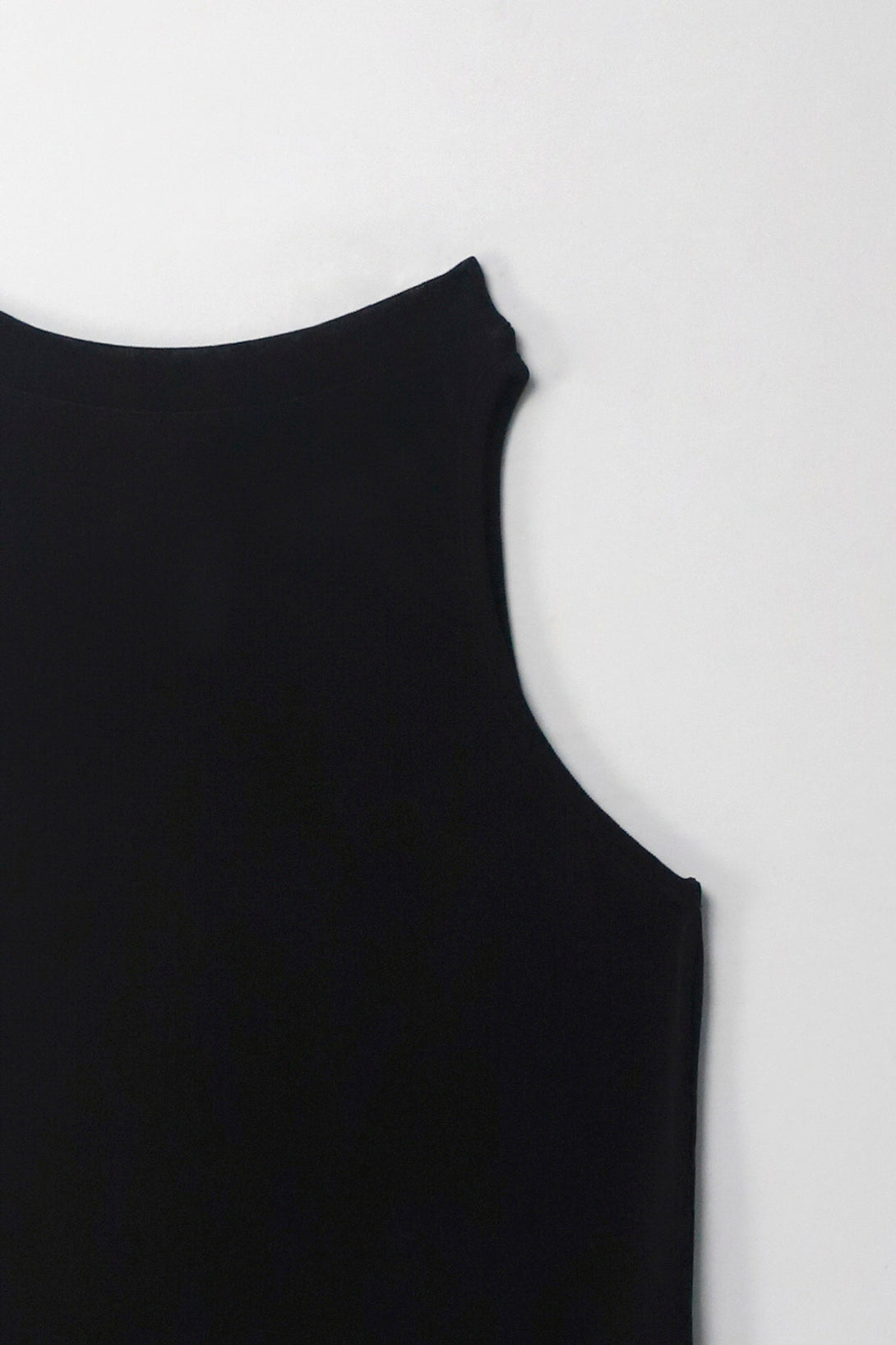 Camiseta en tela tejida con brillo negra para mujer