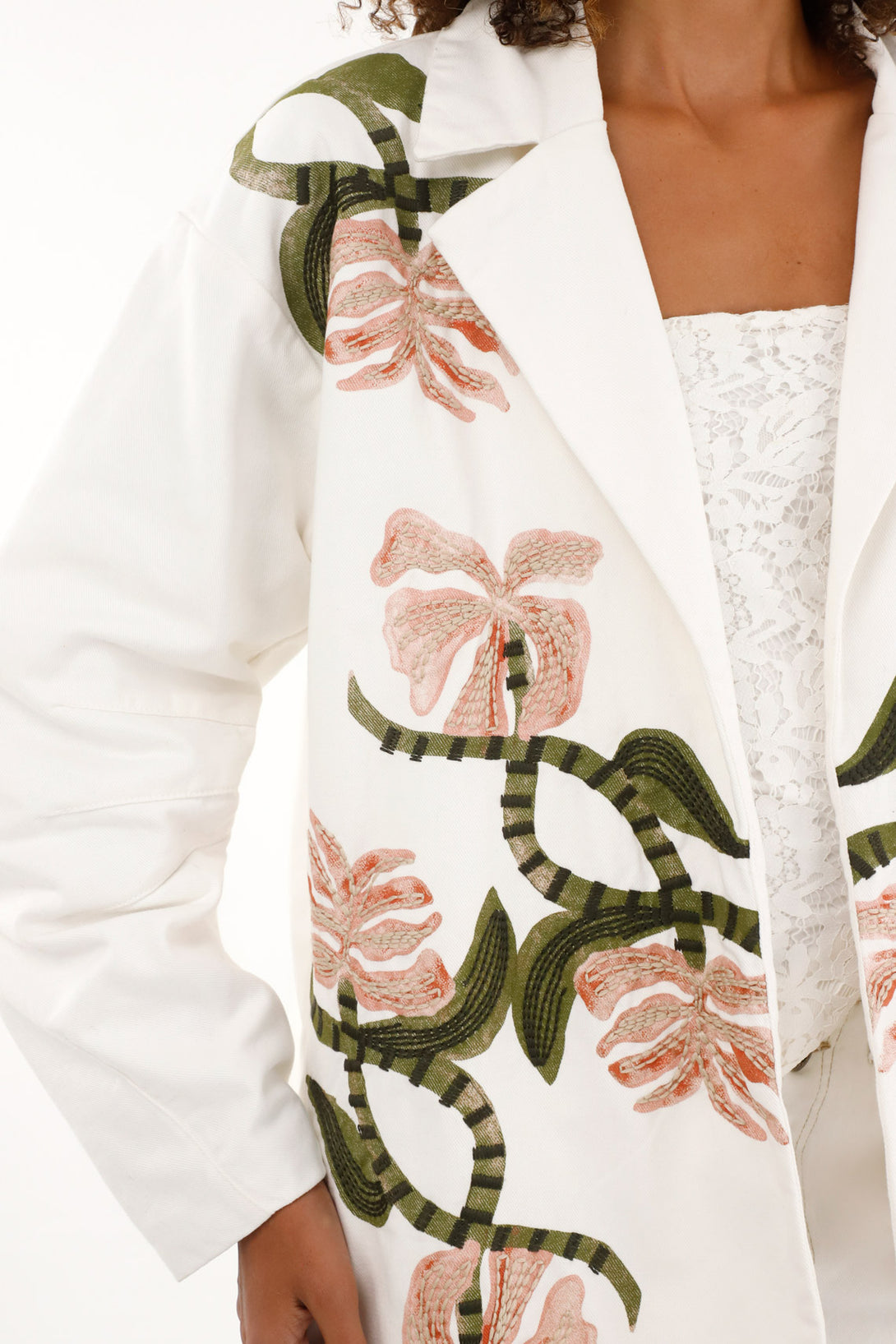Chaqueta larga estampada para mujer