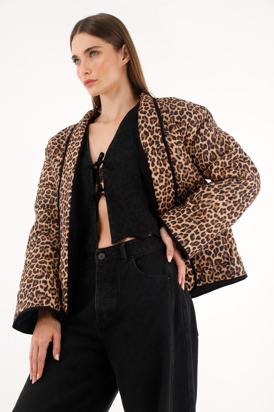 Abrigo estampado animal print para mujer