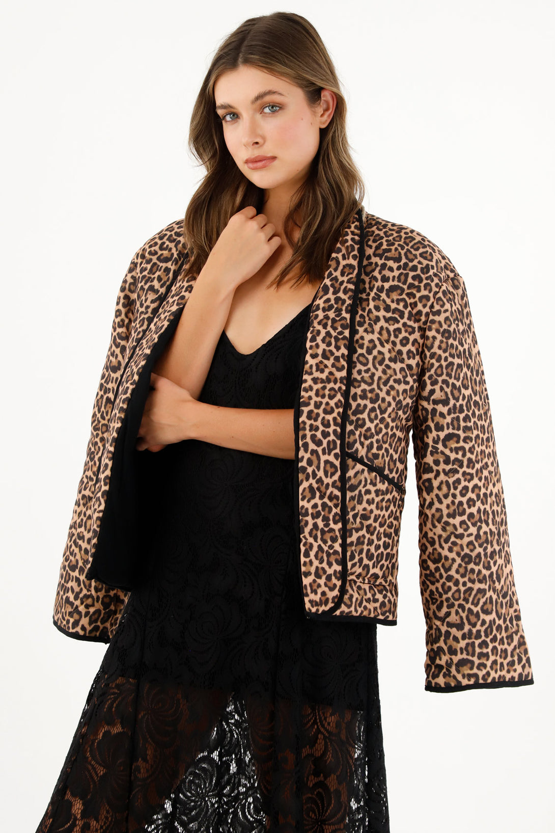 Abrigo estampado animal print para mujer