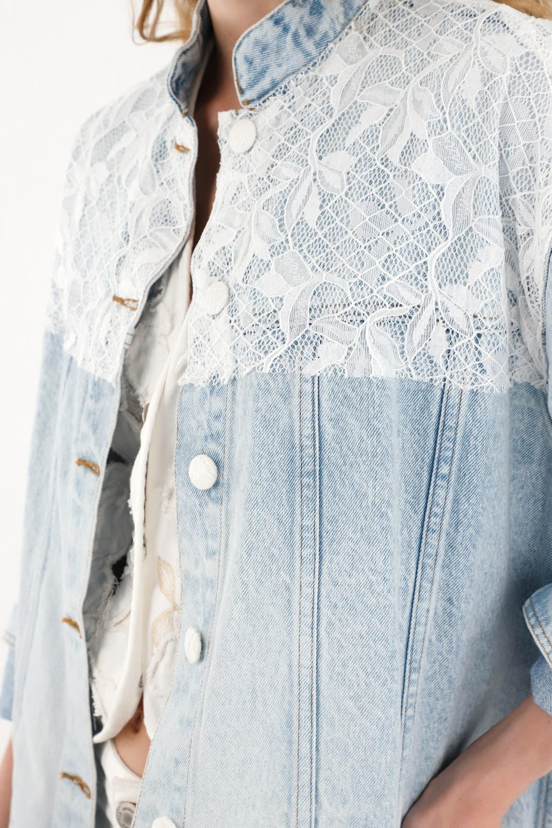 Women's tracker jacket with lace details