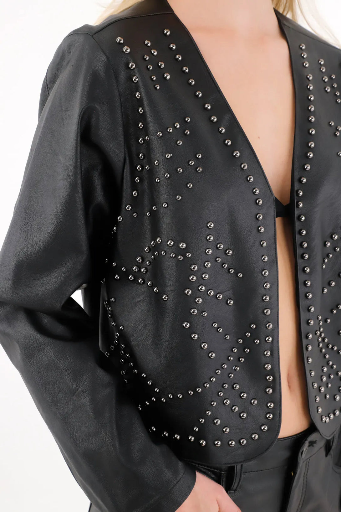 Chaqueta en cuero sintético negra para mujer