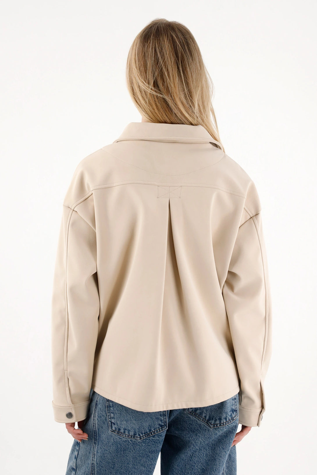 Chaqueta en cuero sintético crudo para mujer