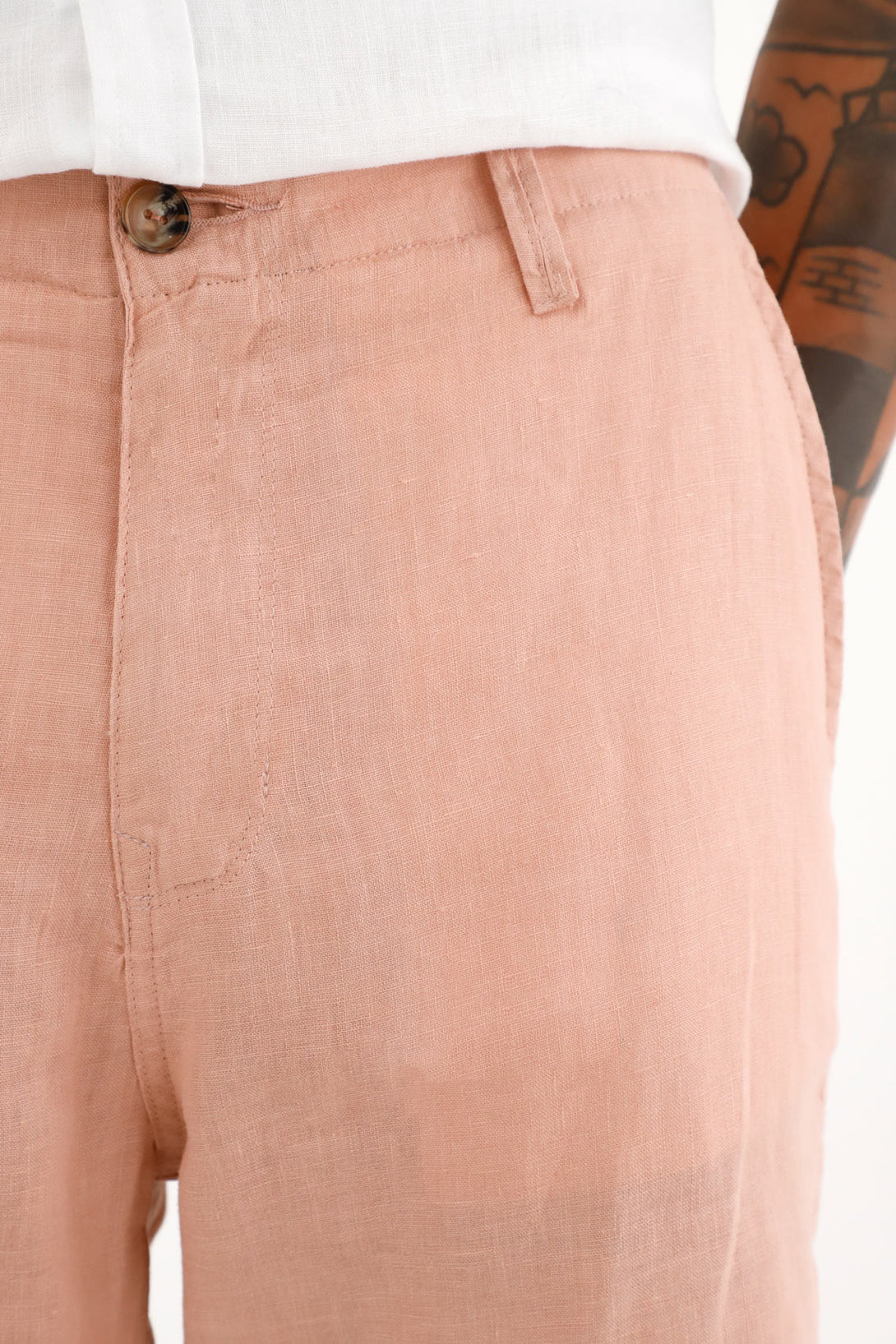 Bermuda chino rosada en 100% lino para hombre