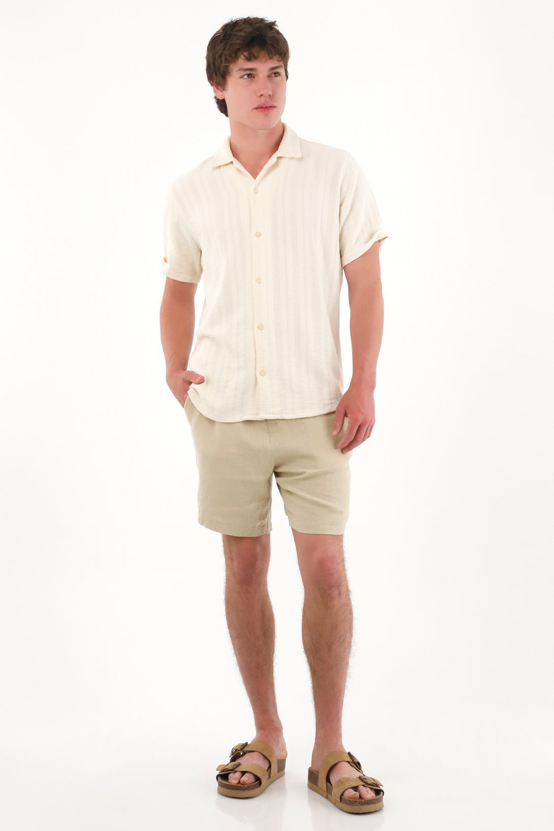 Bermuda en 100% lino tipo chino verde para hombre