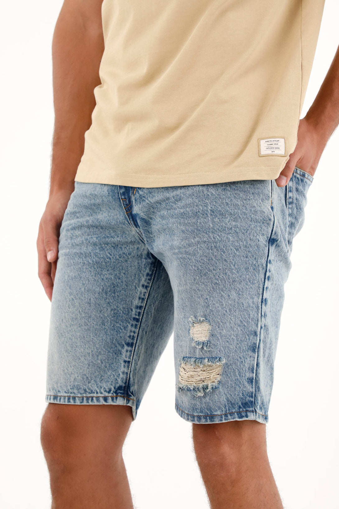 Bermuda en denim con rotos azul para hombre