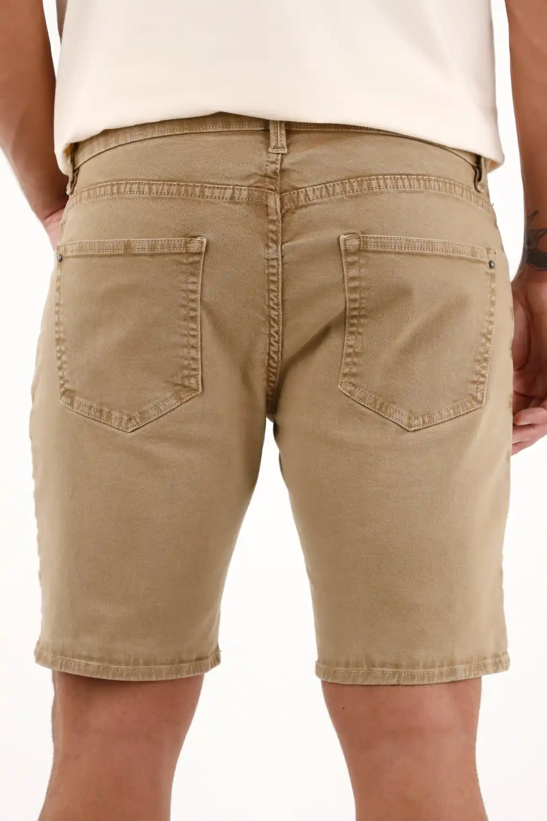 Bermuda Nudy con efecto vintage crudo para hombre