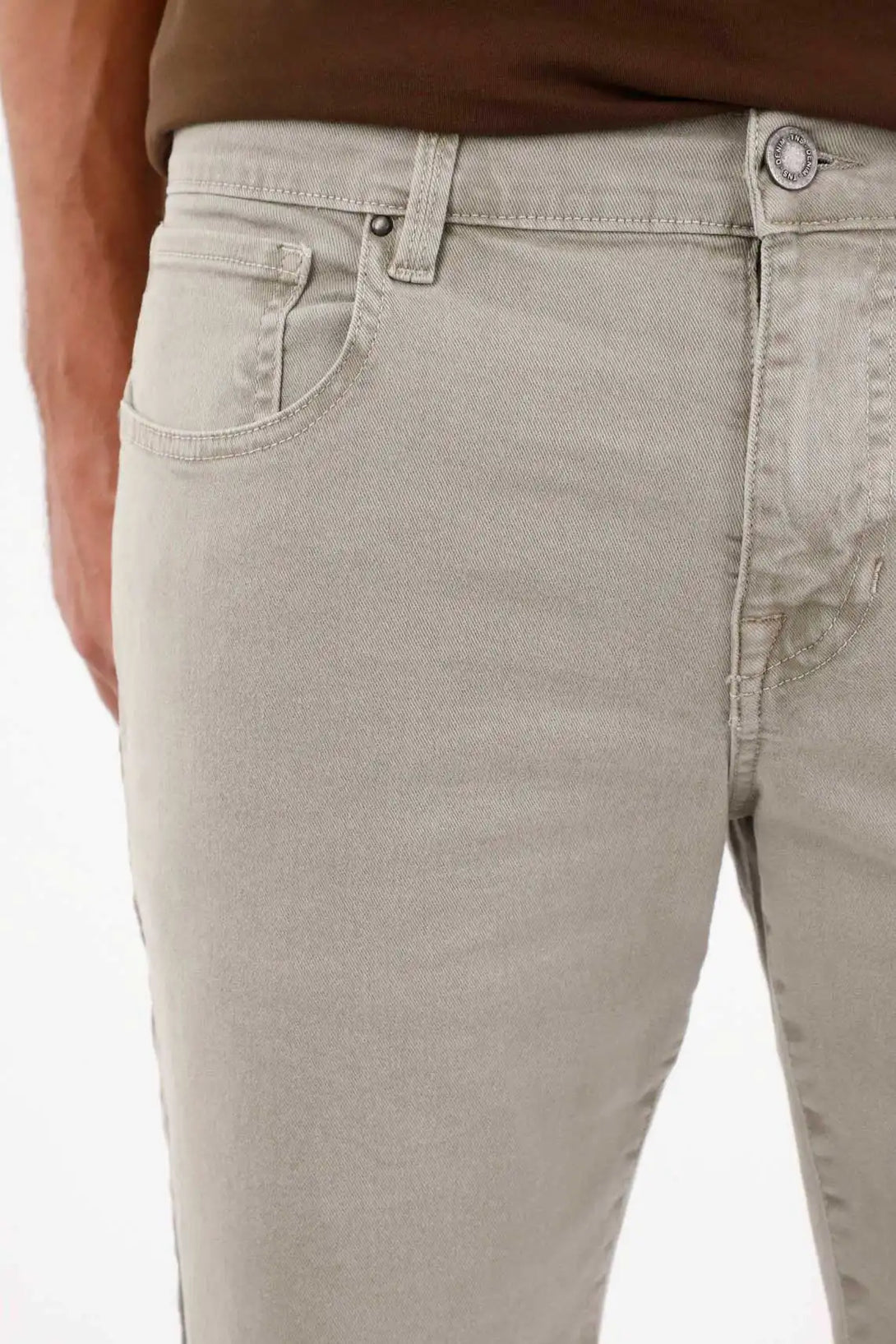 Bermuda Nudy con efecto vintage gris para hombre