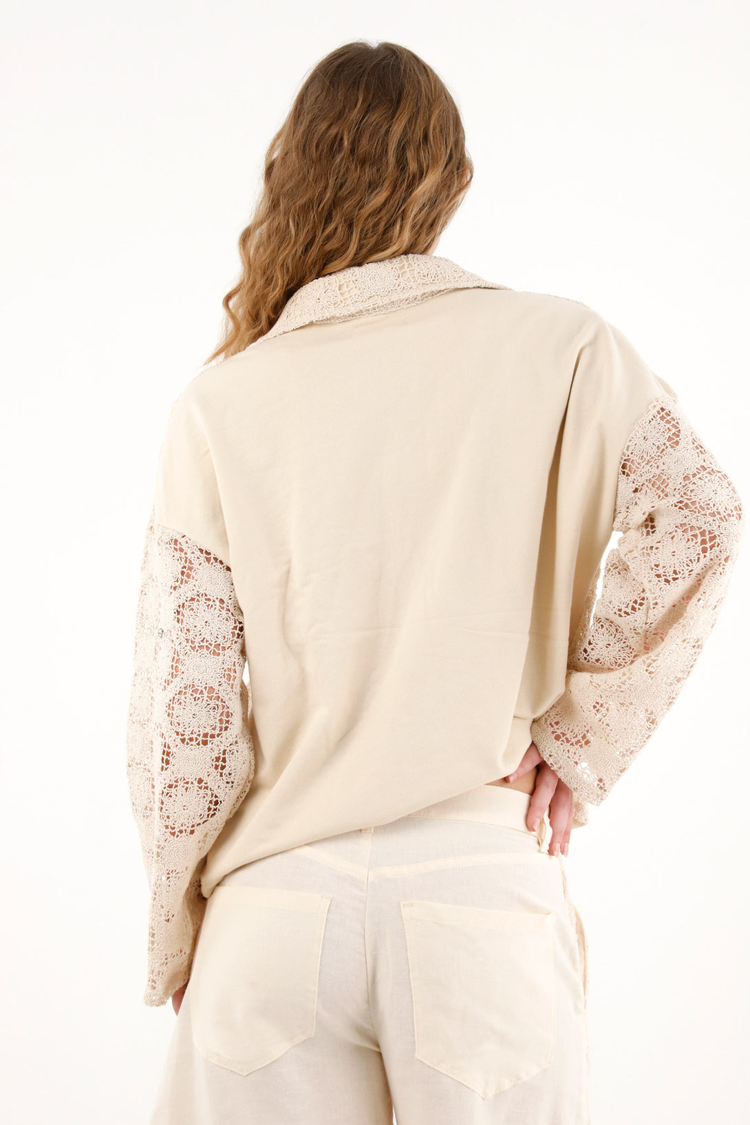 Buzo crudo tejido en frente para mujer