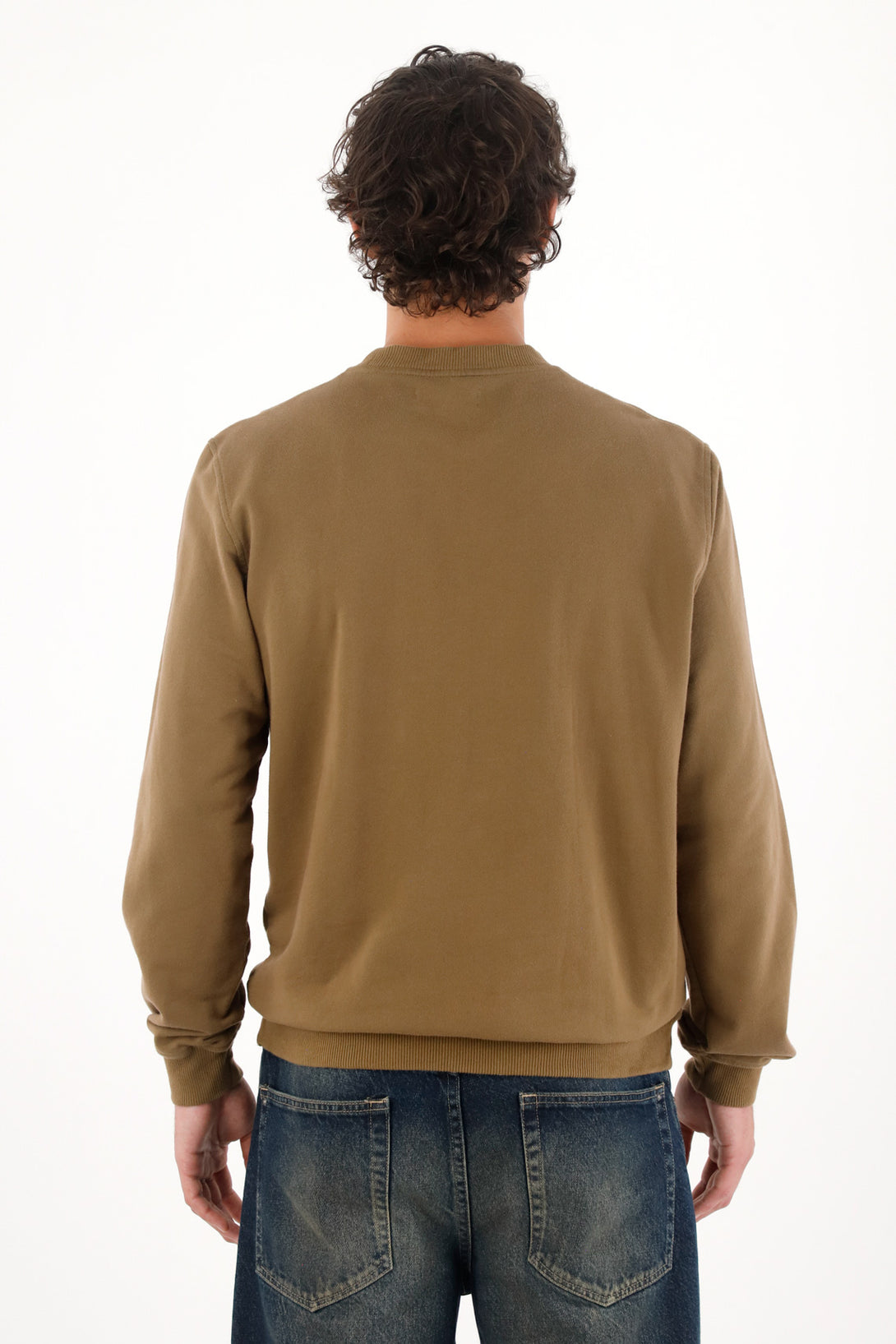 Buzo con bolsillo café para hombre