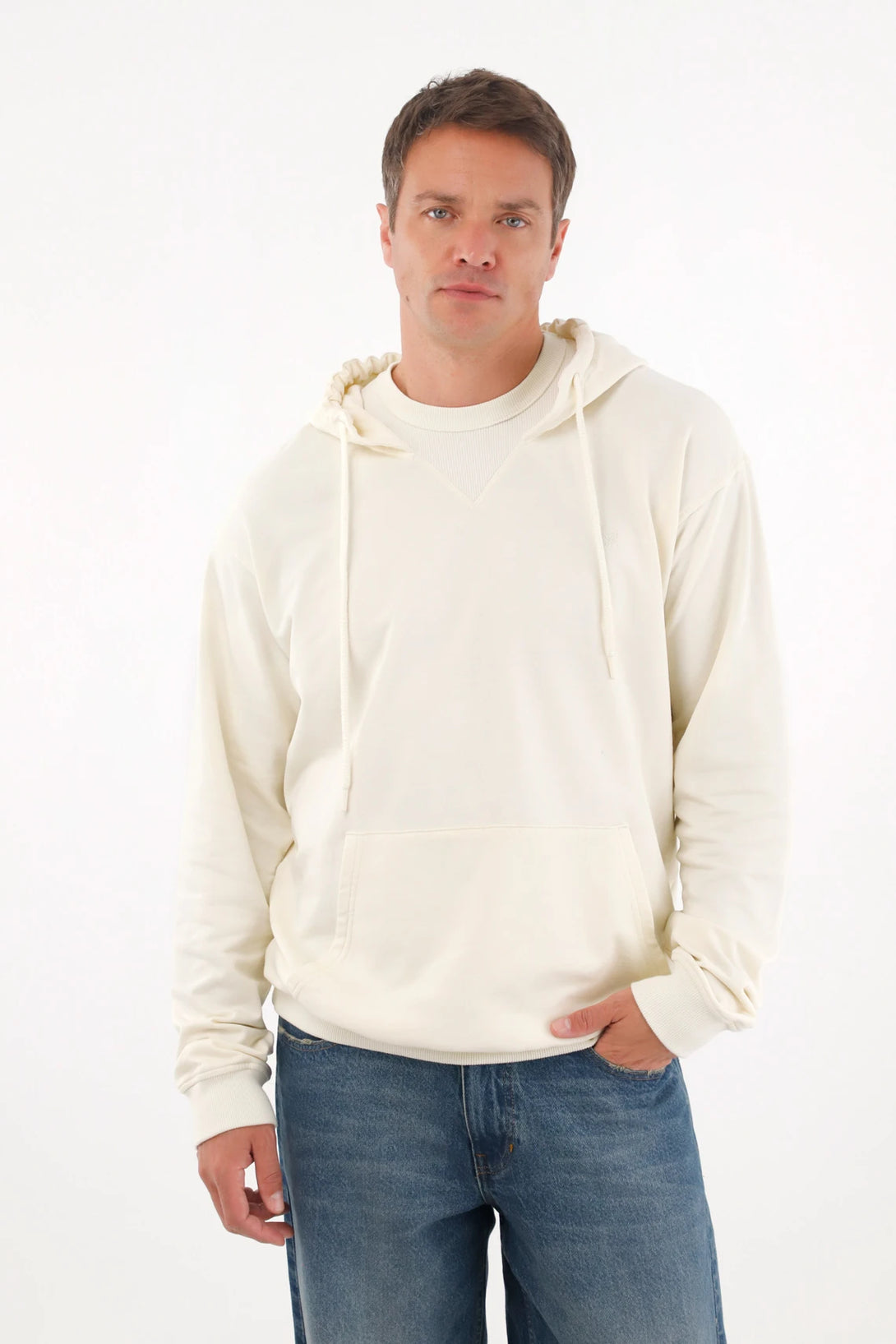 Buzo tipo hoodie con capucha crudo para hombre
