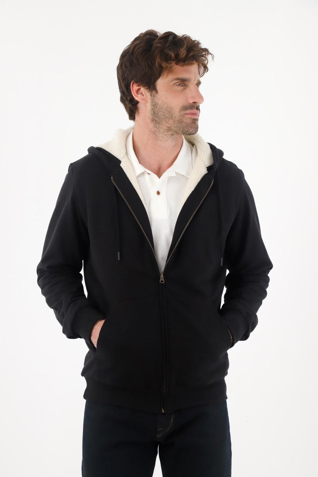 Buzo con ajuste de cierre negro para hombre