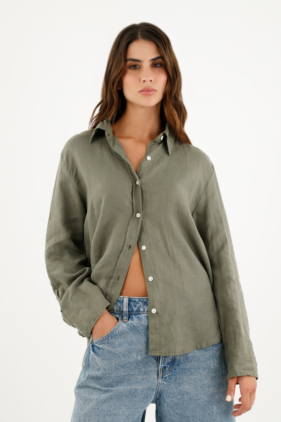 Camisa verde en 100% lino manga larga para mujer
