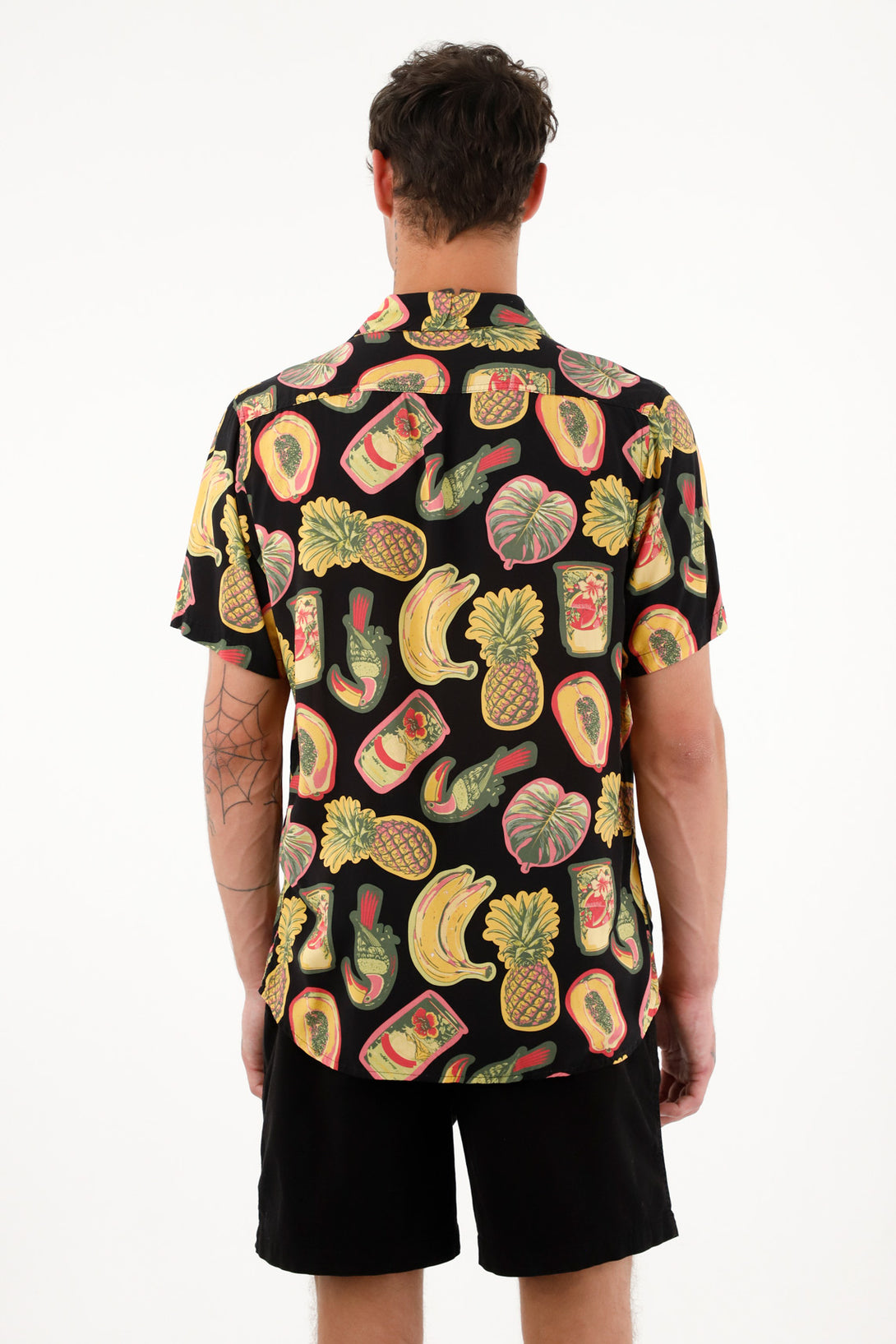 Camisa tipo bowling estampada para hombre