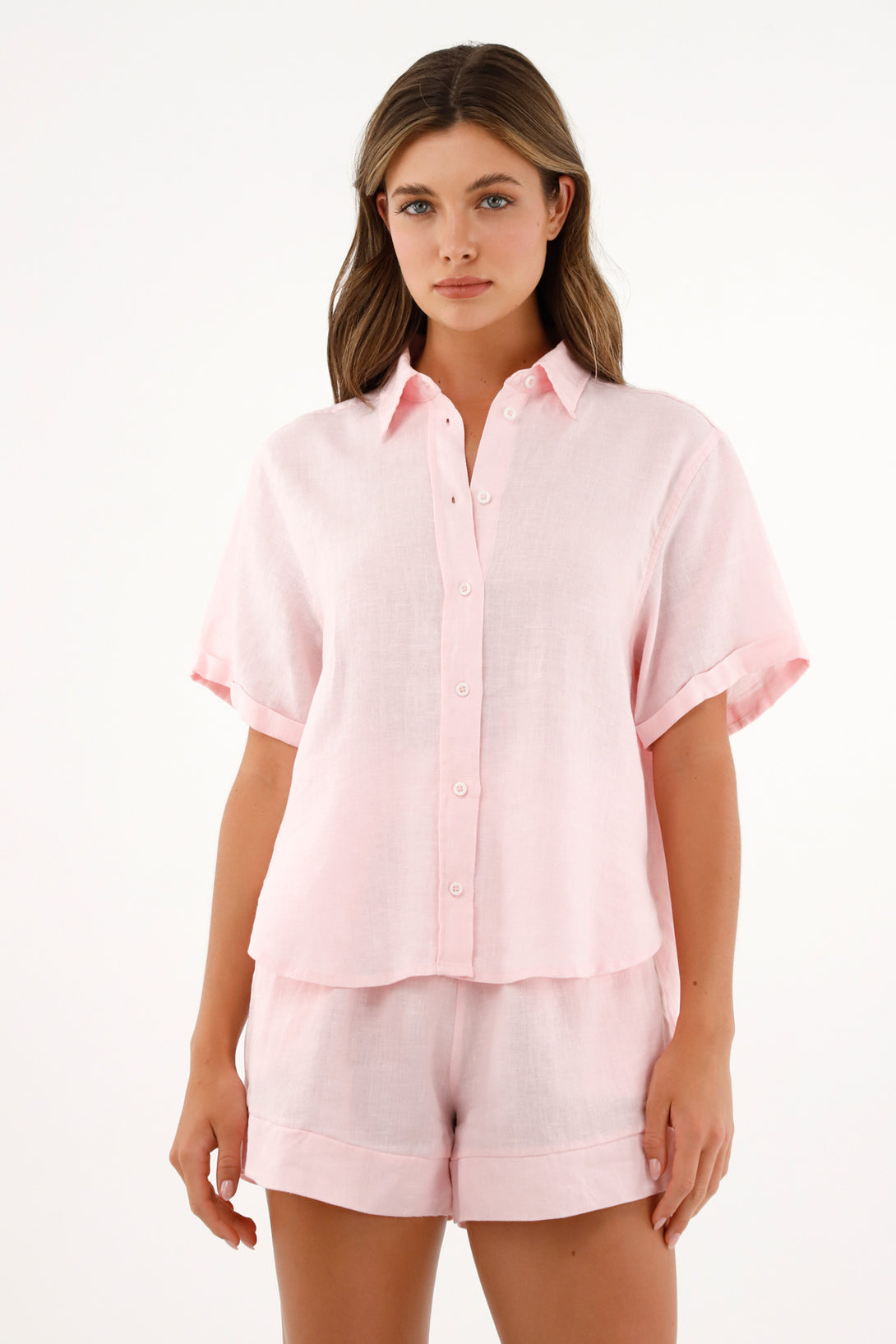 Women's short-sleeve pink linen shirt