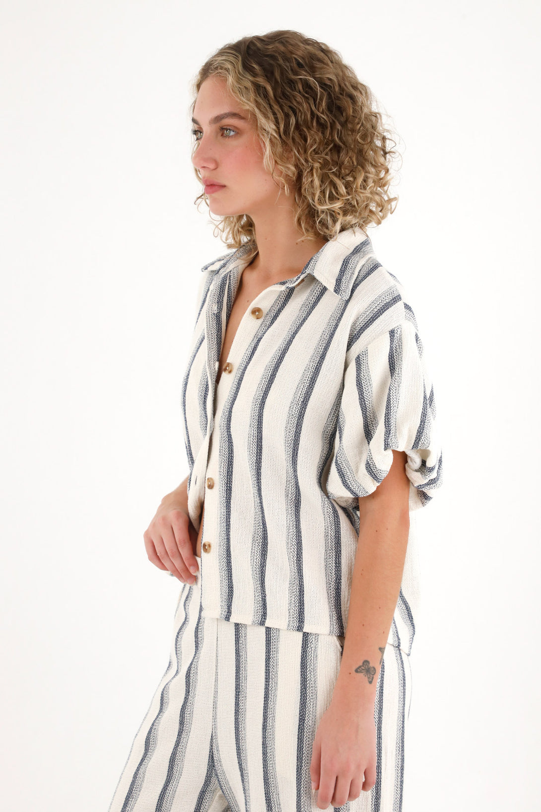 Camisa de manga con volumen a rayas para mujer