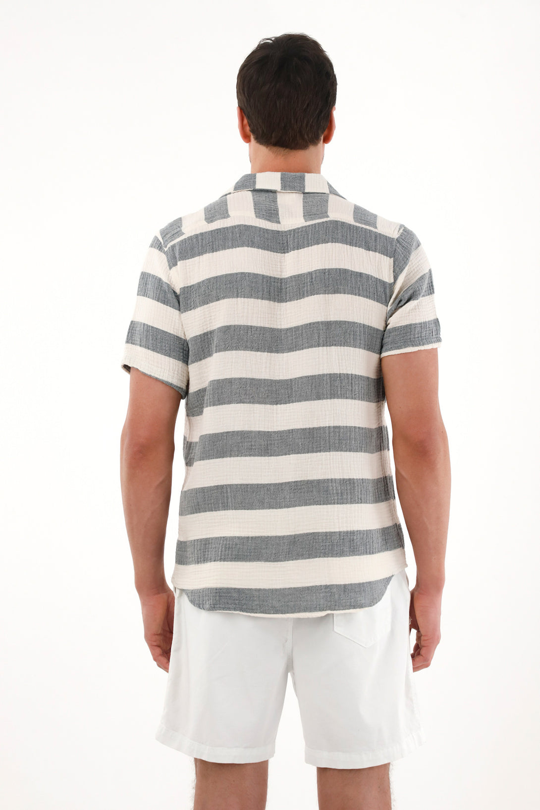 Camisa tipo bowling a rayas para hombre