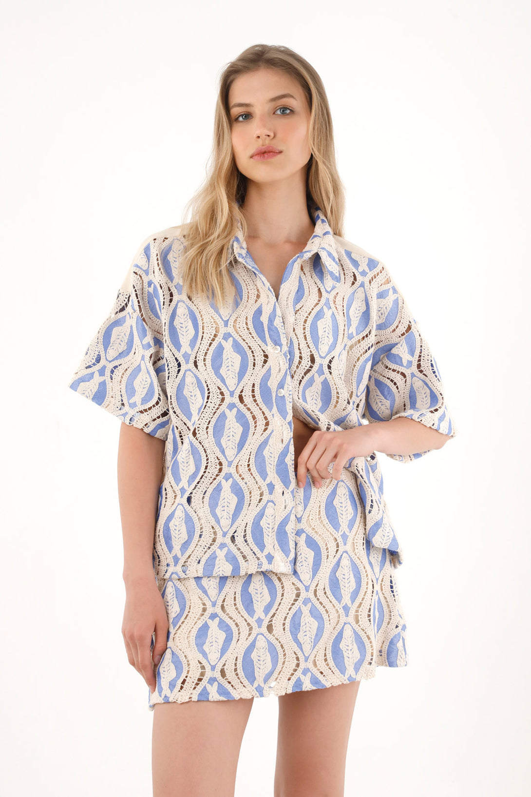 Women's Short Sleeve Woven Fish Design Shirt