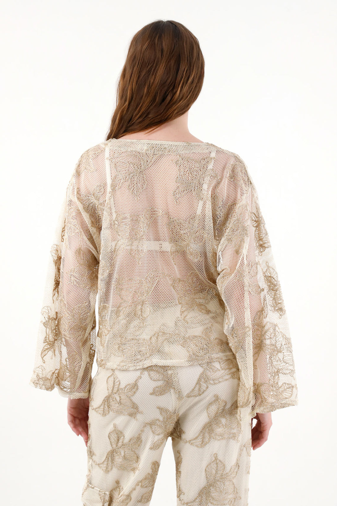 Camisa en malla bordada cruda para mujer