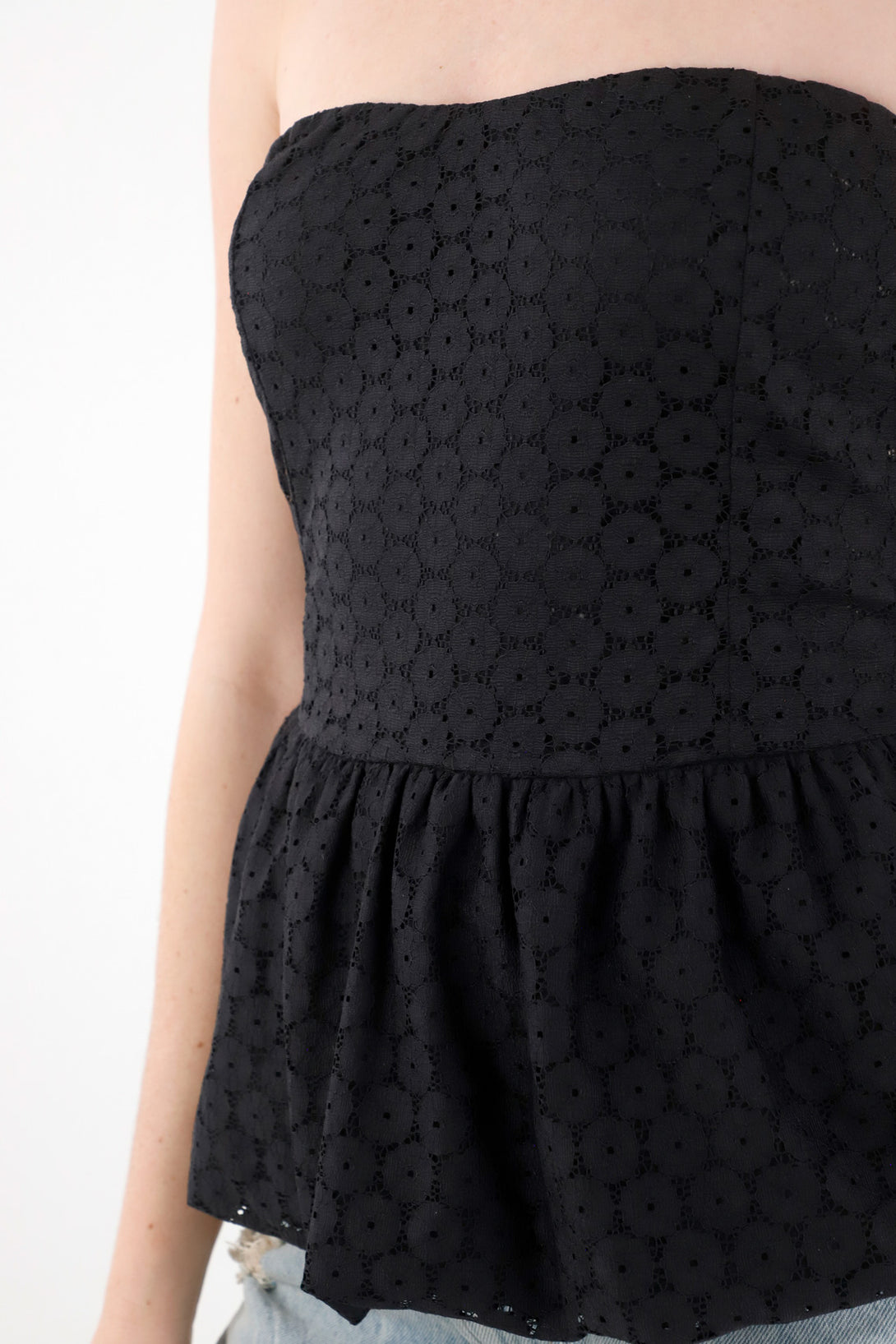 Women's Black Lace Strapless Top