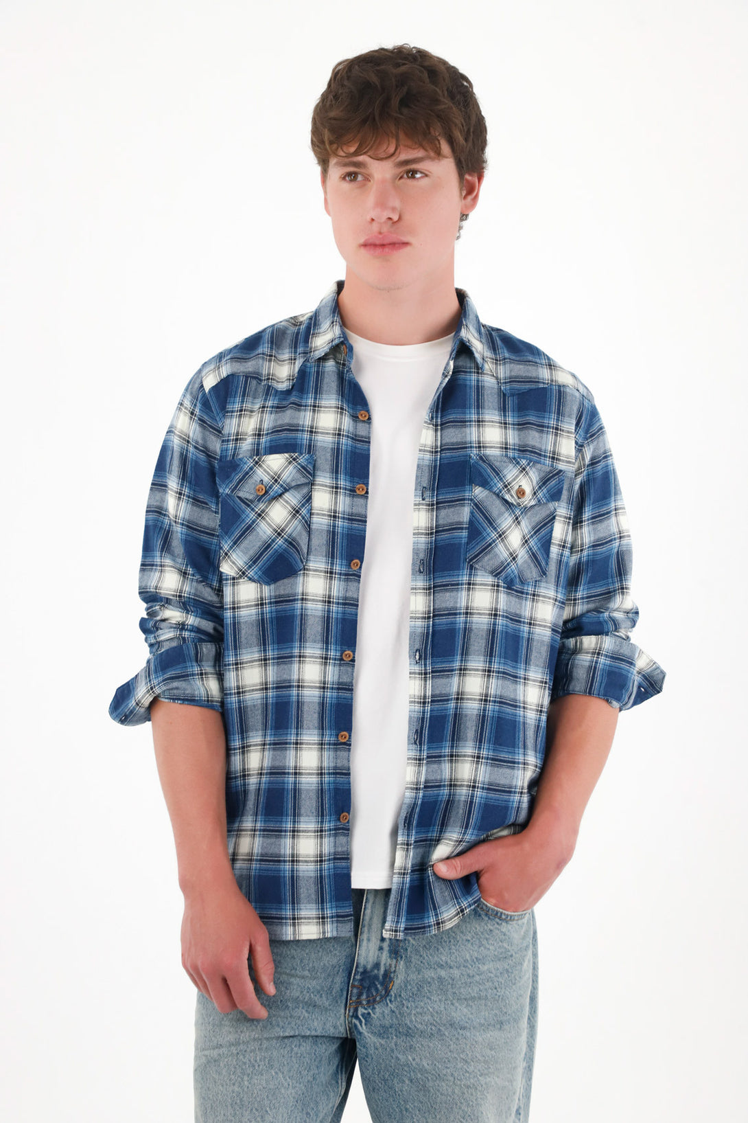 Camisa manga larga con diseño a cuadros para hombre