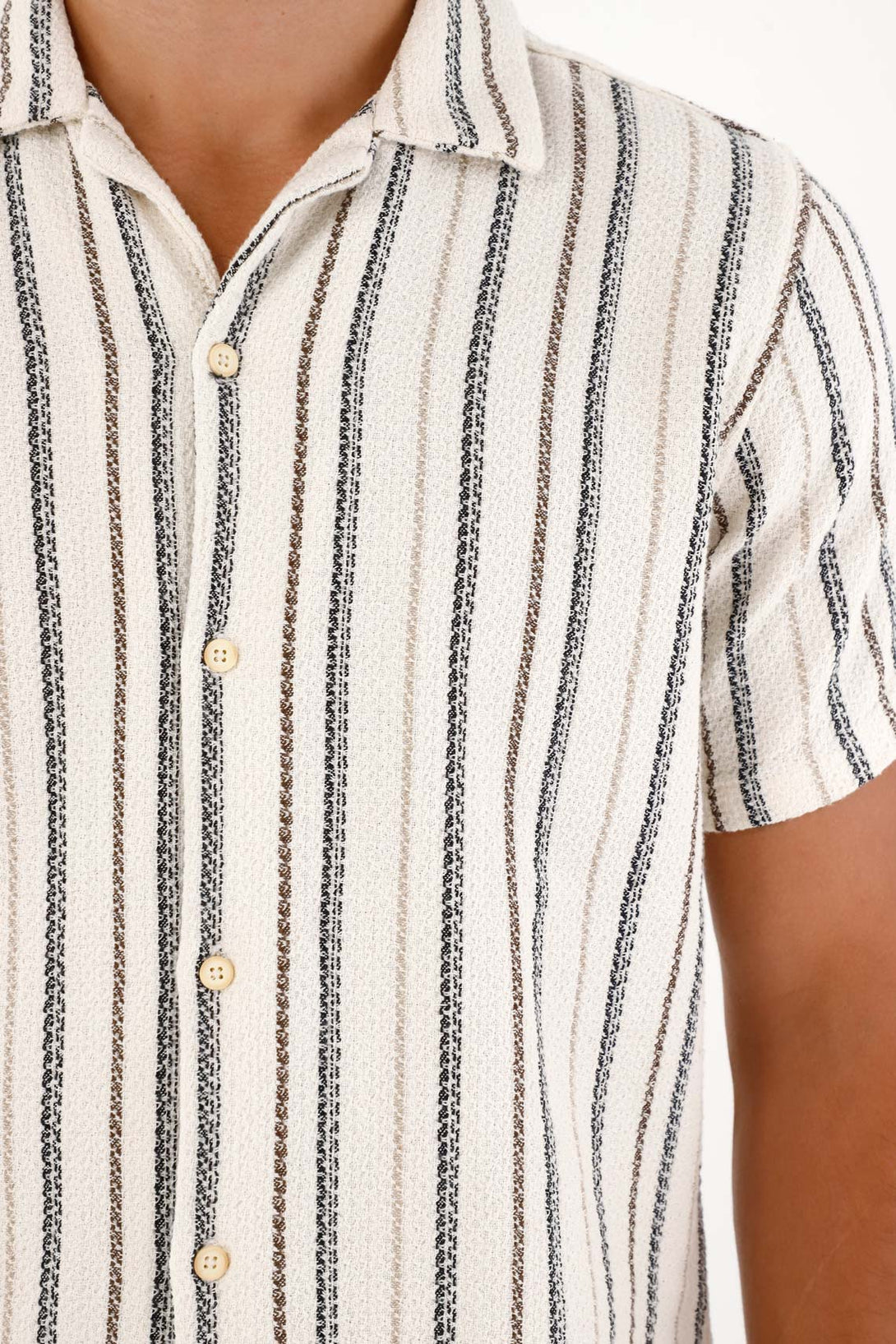 Camisa manga corta a rayas para hombre