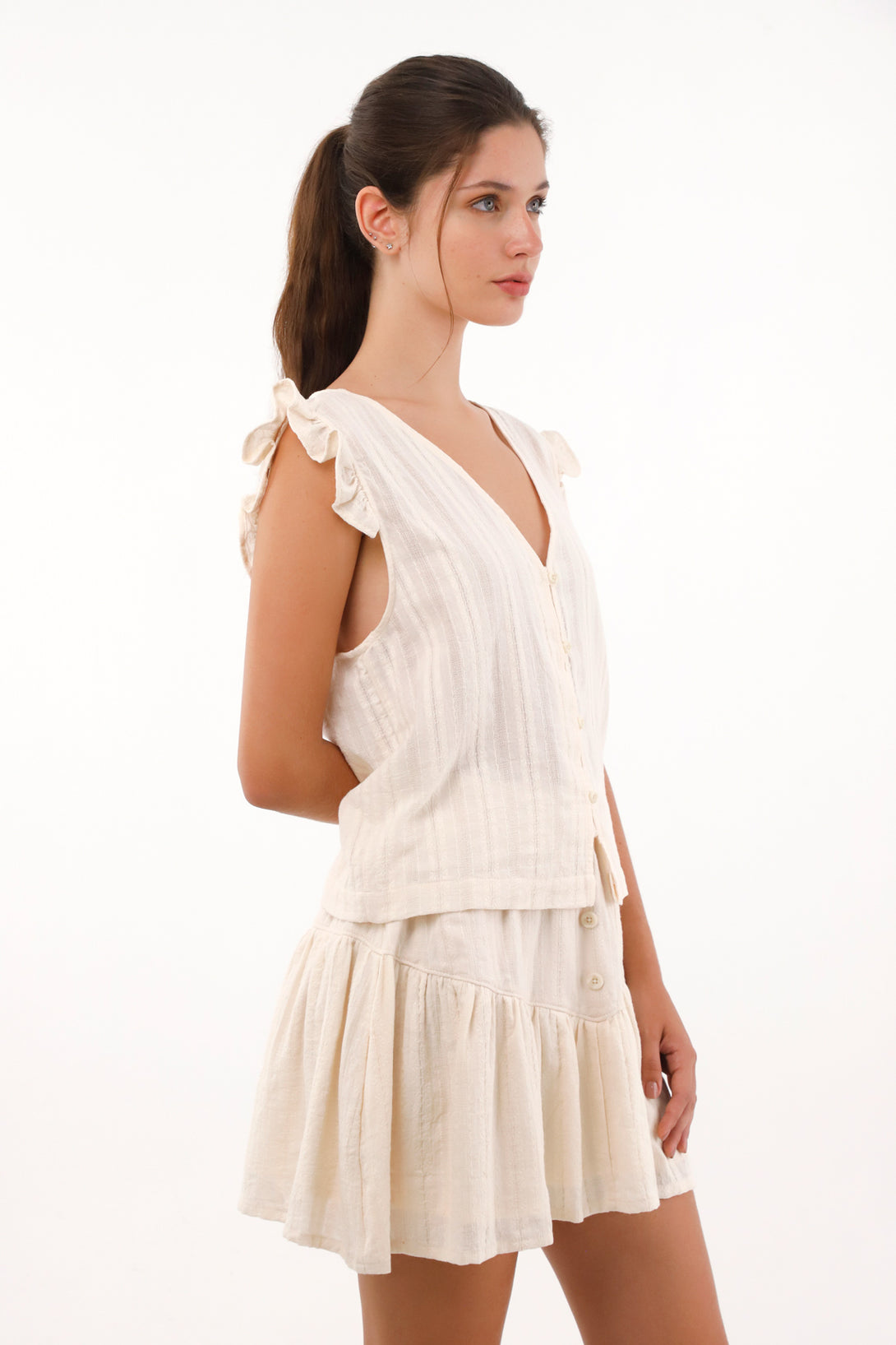 Women's Sleeveless Shirt with Bolero in Cream