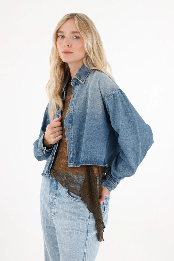 Camisa en denim azul para mujer