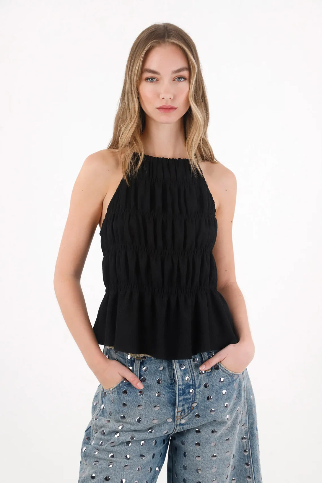 Camisa cuello halter negra para mujer