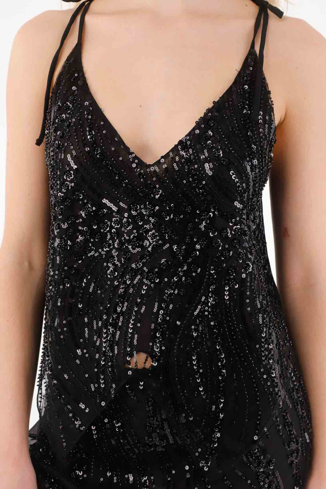 Camisa de tiras con detalles en lentejuelas negra para mujer