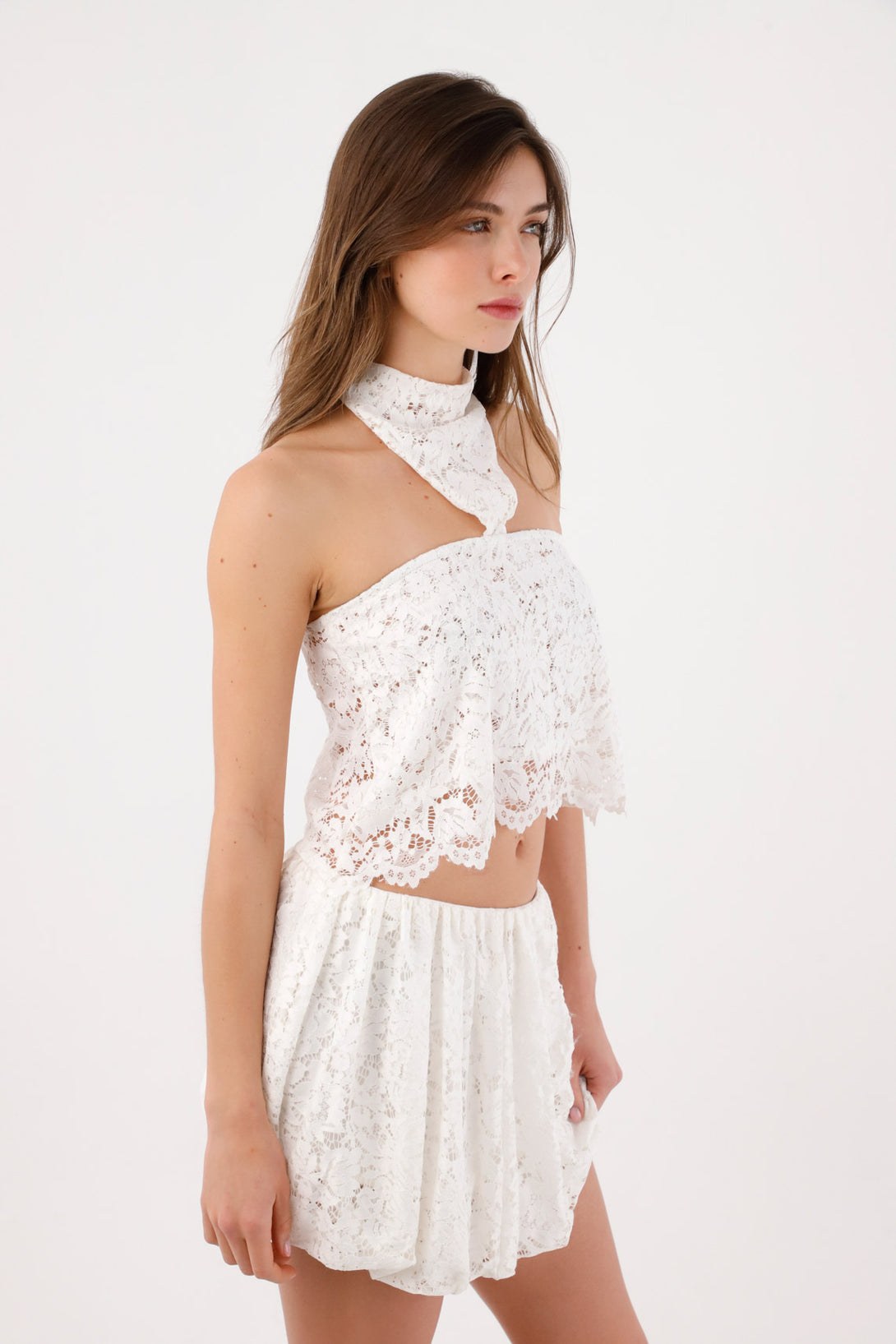Crop top with white lace halter neckline for women | TNS