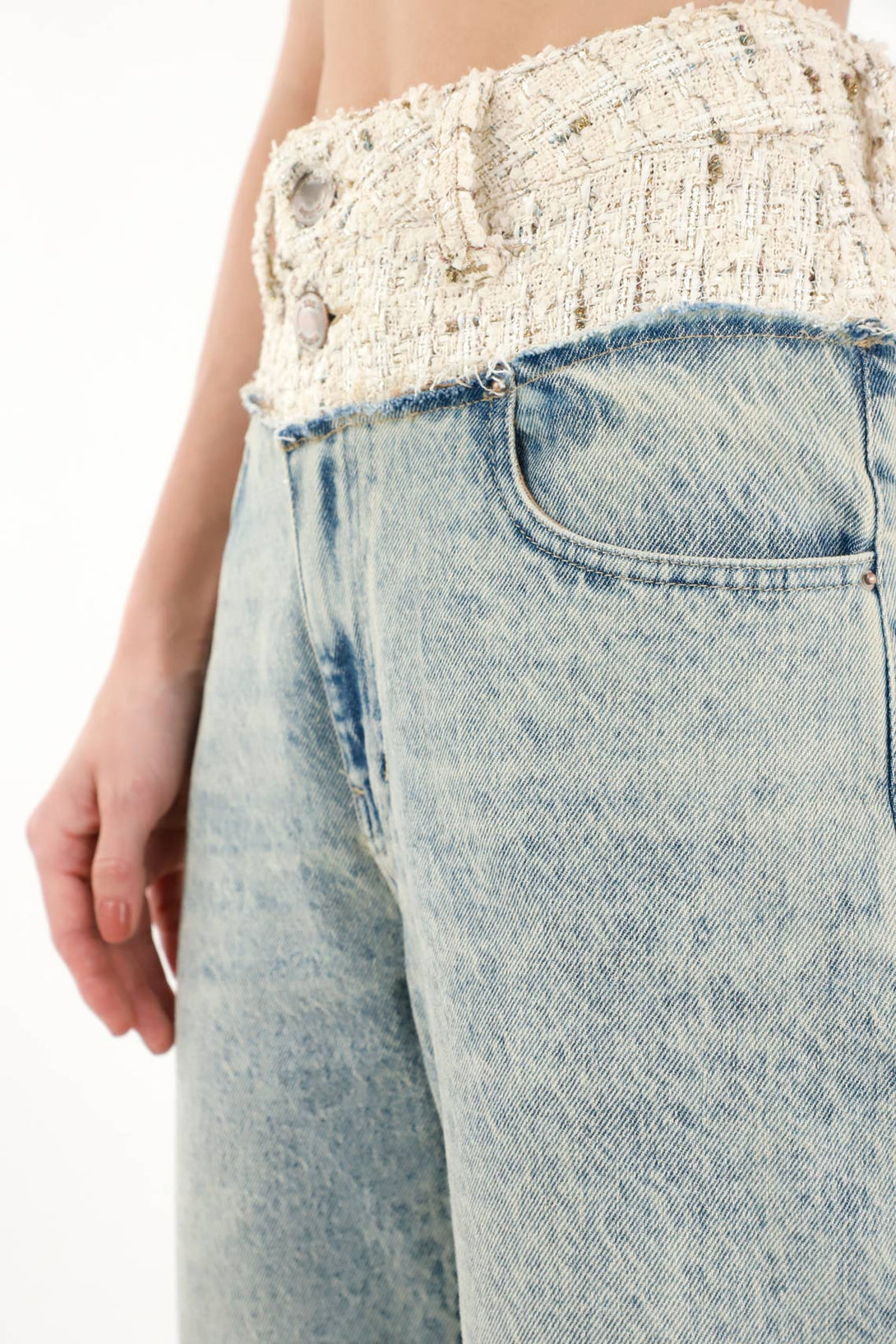 Jean Recto con corte tejido y lurex en pretina para mujer