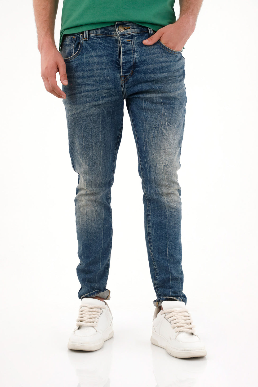 Jean Skinny tiro medio con efecto craquelado para hombre