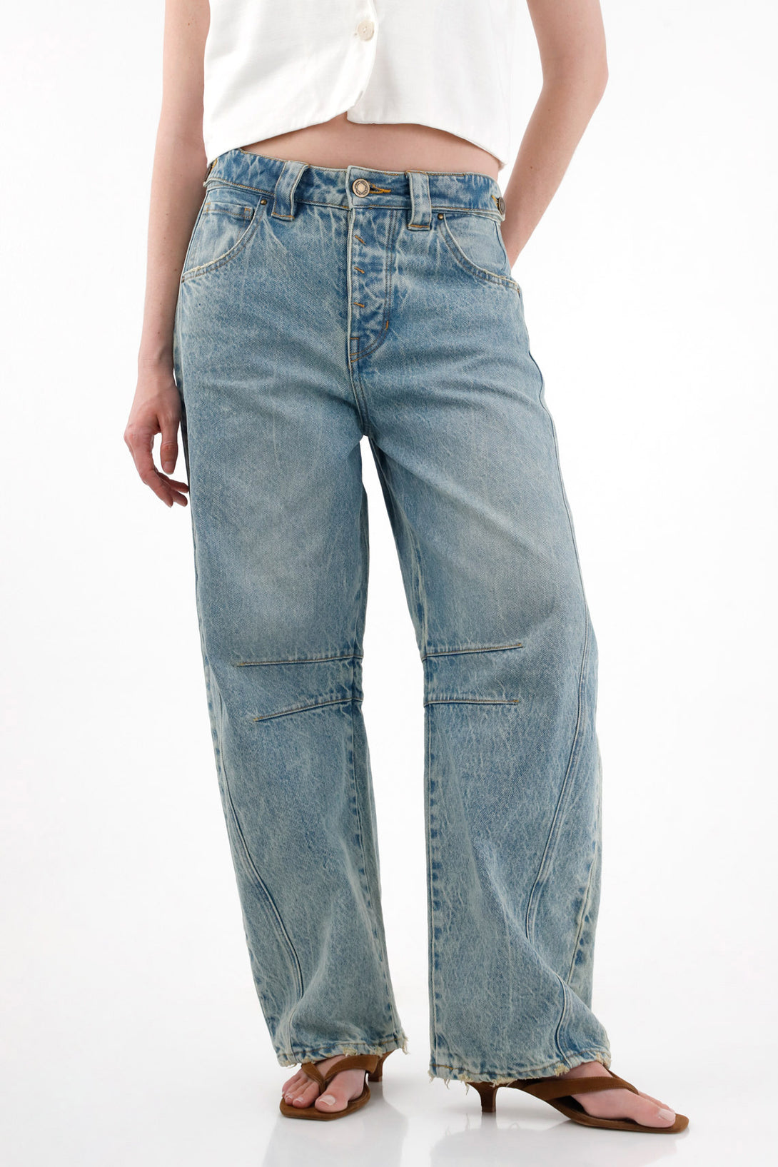Women's Horseshoe Jeans with Decorative Strap