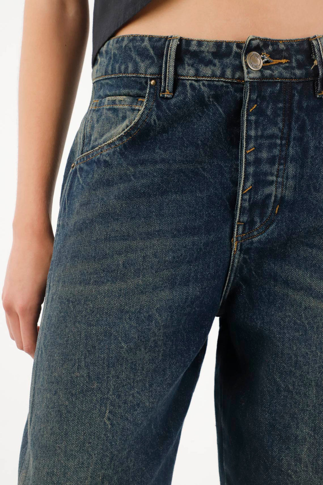 Jean Horseshoe de tiro bajo azul oscuro para mujer