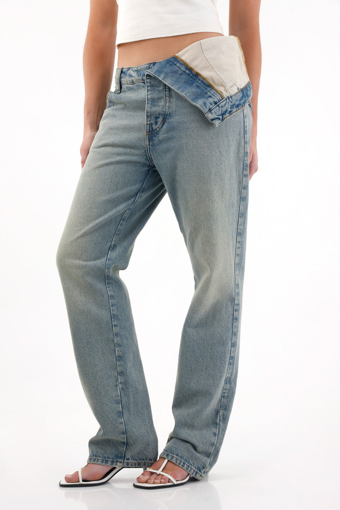 Mid-Rise Straight Jeans with Asymmetric Cuff in Blue for Women