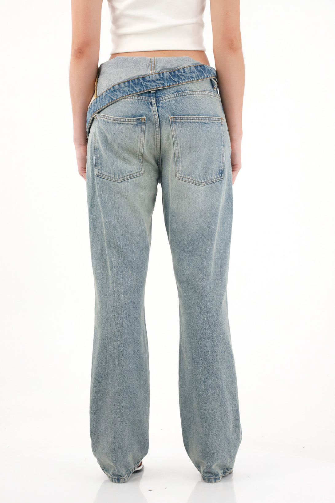 Mid-Rise Straight Jeans with Asymmetric Cuff in Blue for Women