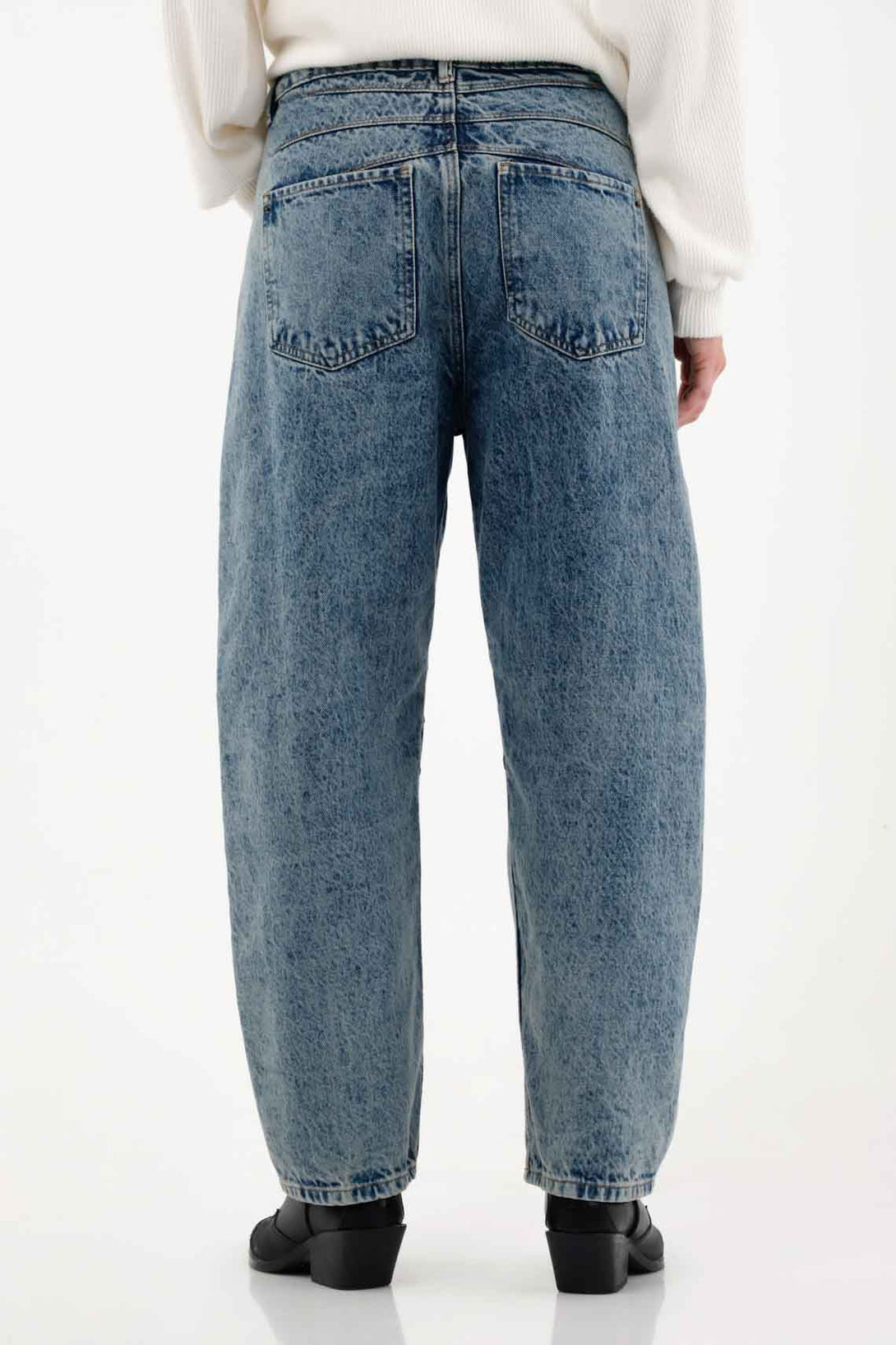Medium Blue Horseshoe Jeans for Women
