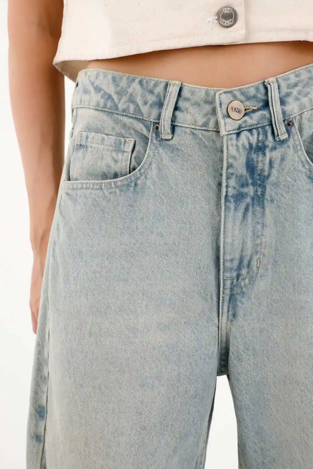 Horseshoe Five-Pocket Blue Jeans for Women