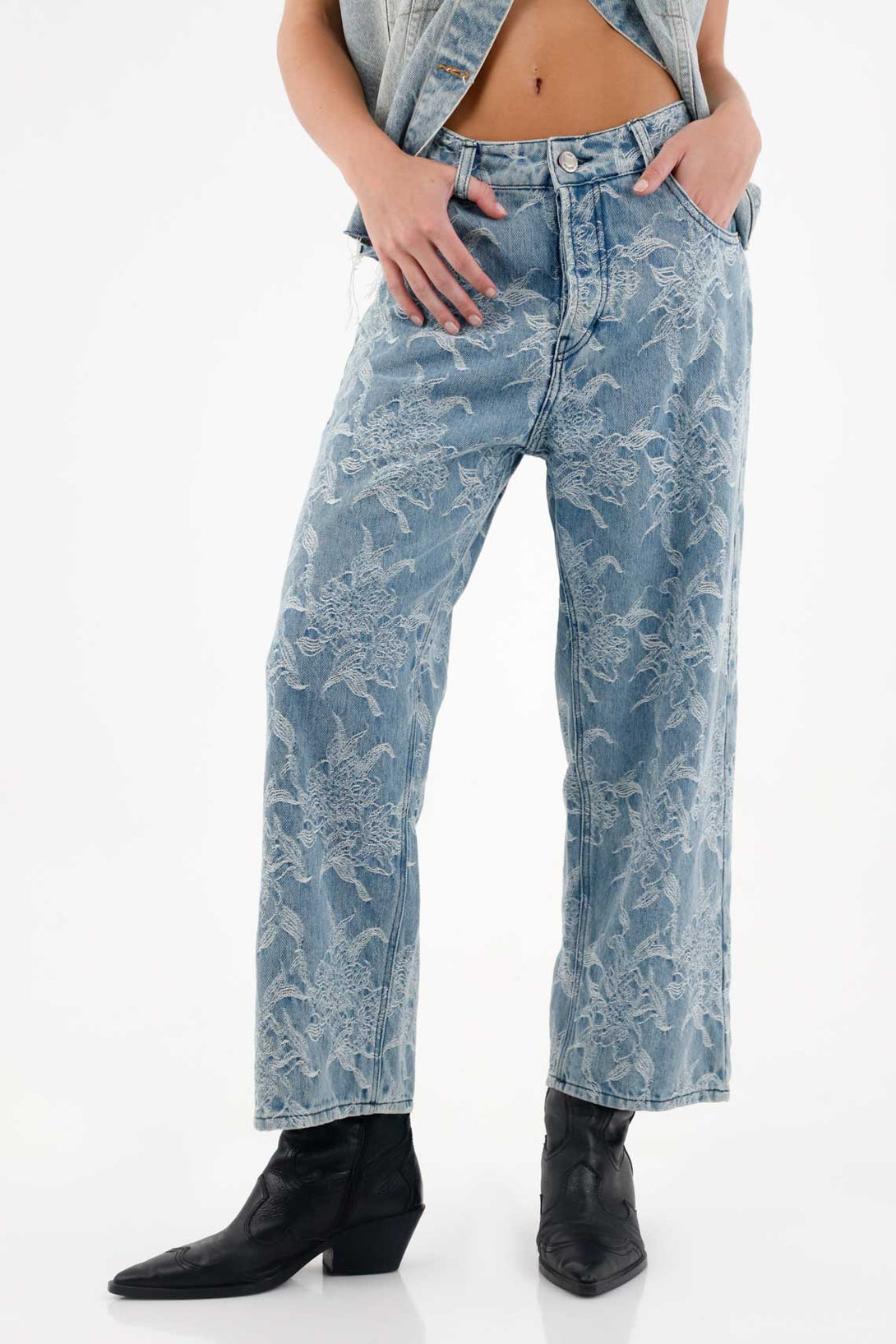 Jean Recto con diseño de flores para mujer