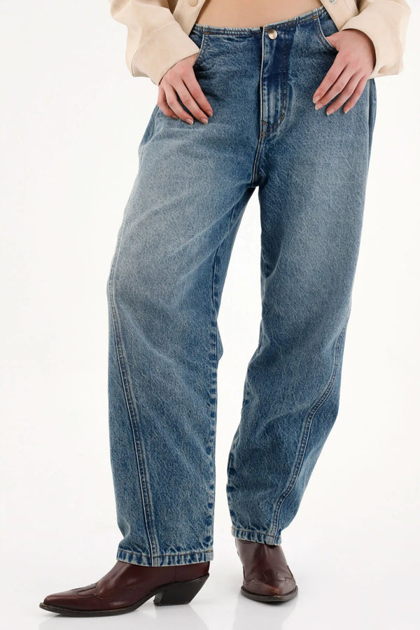 Women's Jeans | Find your fit in denim styles that stand out – TNS