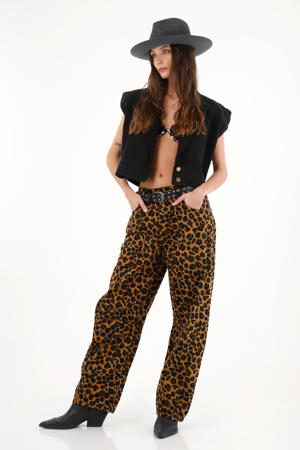 Pantalón estampado animal print para mujer