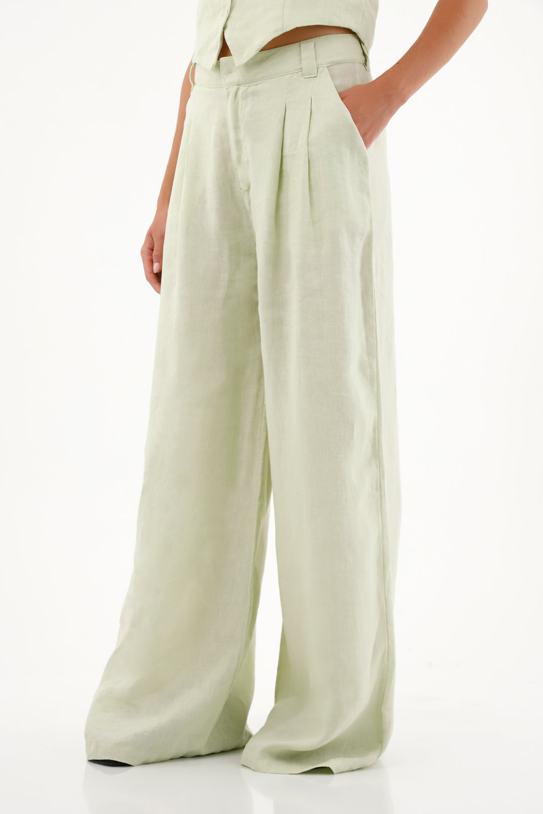 Women's TNS pants, full-length pants.