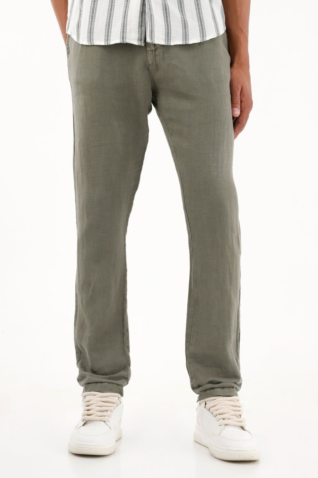 Descubre nuestro pantalÃƒÂ³n tipo chino verde en lino 100% para hombre: ligero, cÃƒÂ³modo y con un estilo elegante. Ã‚Â¡Compra ahora y eleva tu look!