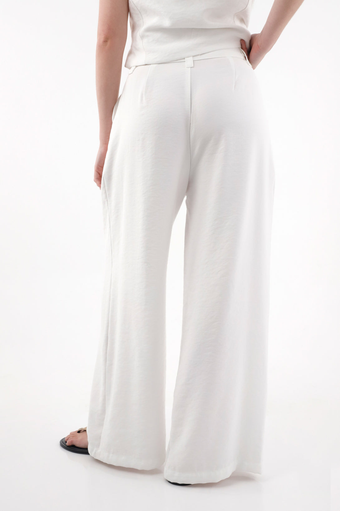 Women's Wide Leg Trousers in Cream