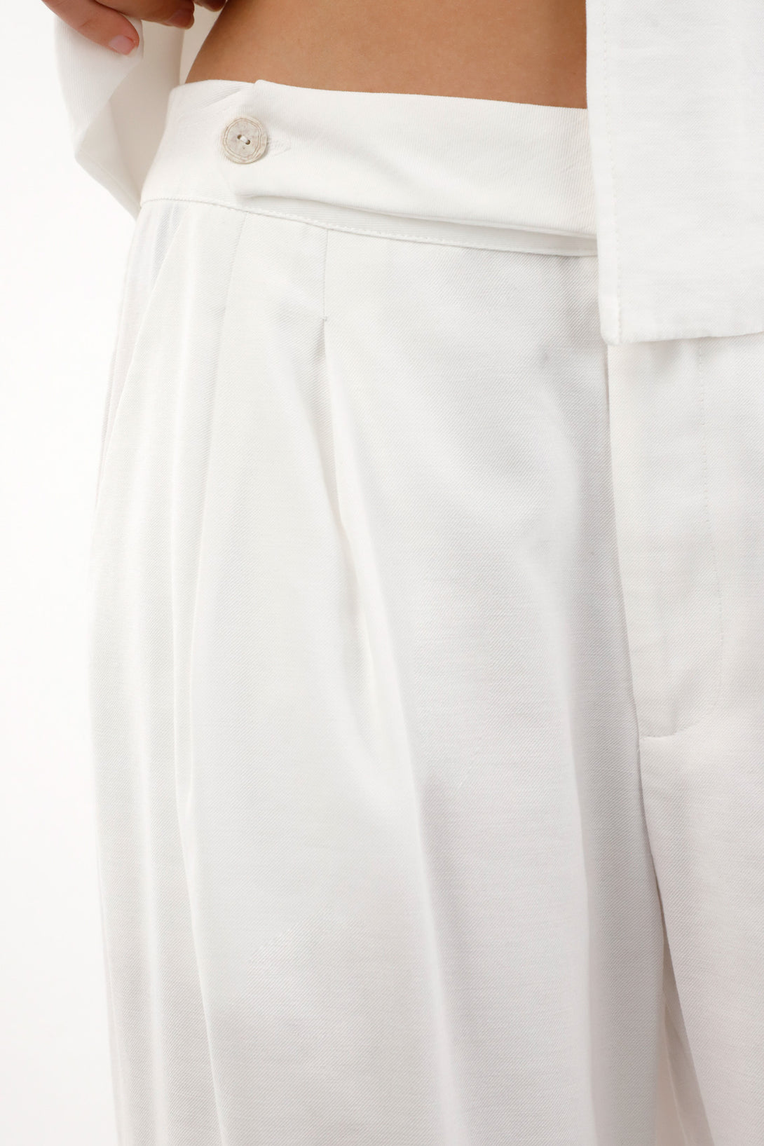 Pantalón Recto con tapa decorativa crudo para mujer