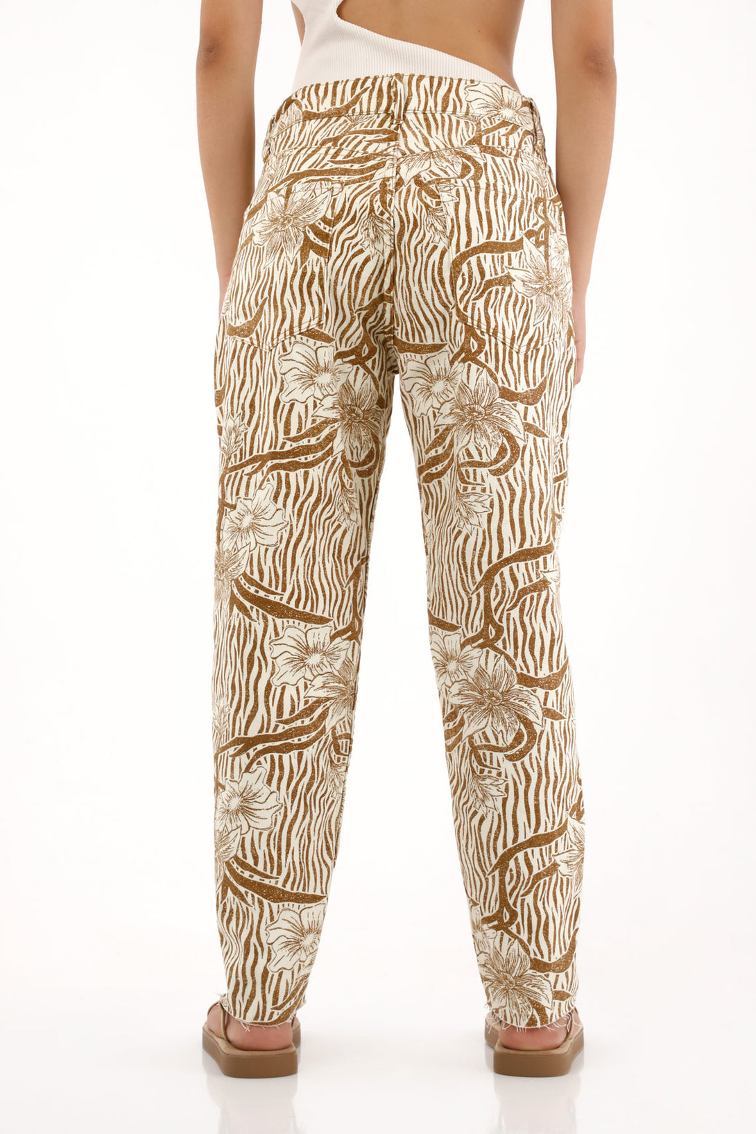 Pantalón Mom estampado de flores para mujer