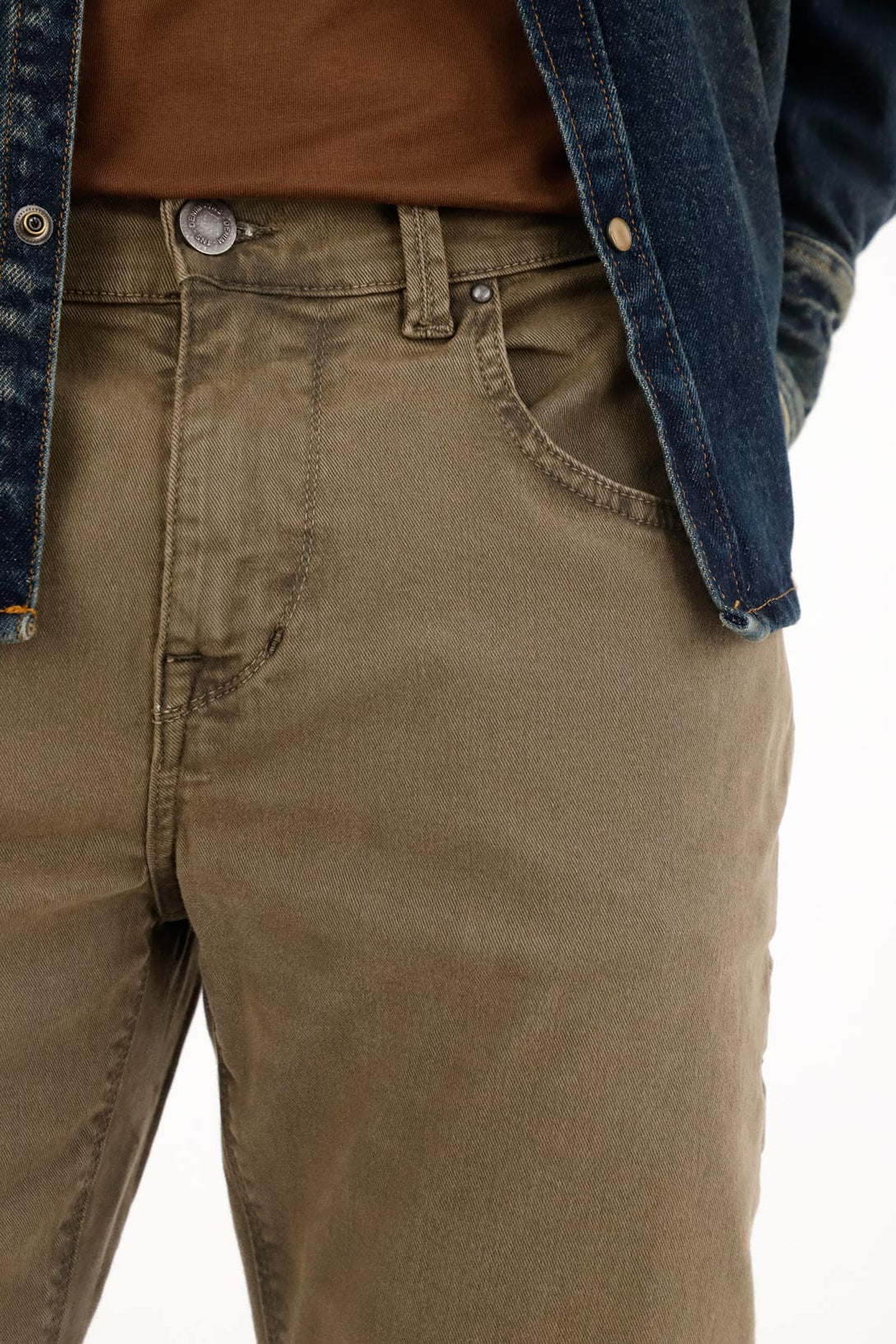 Pantalón Nudy tiro medio verde para hombre