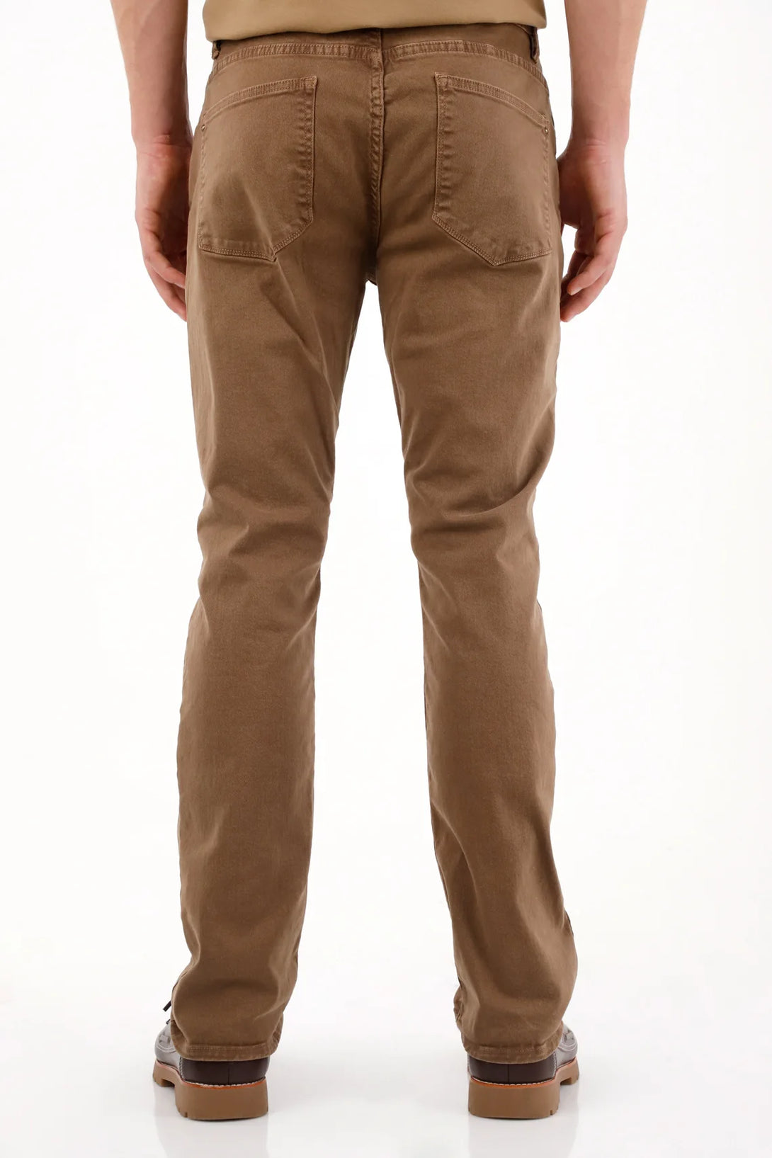 Pantalón Recto café con efecto desgastado para hombre